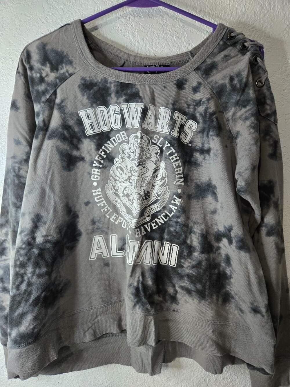 Harry Potter Hogwarts Alumni Sweatshirt Juniors Large Gray Tie Dye Lace Up